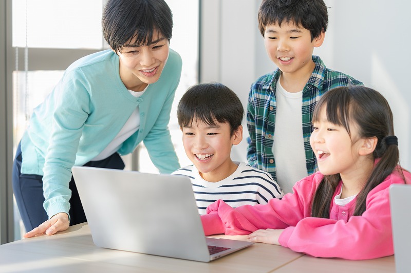 AdobeStock_1194106796